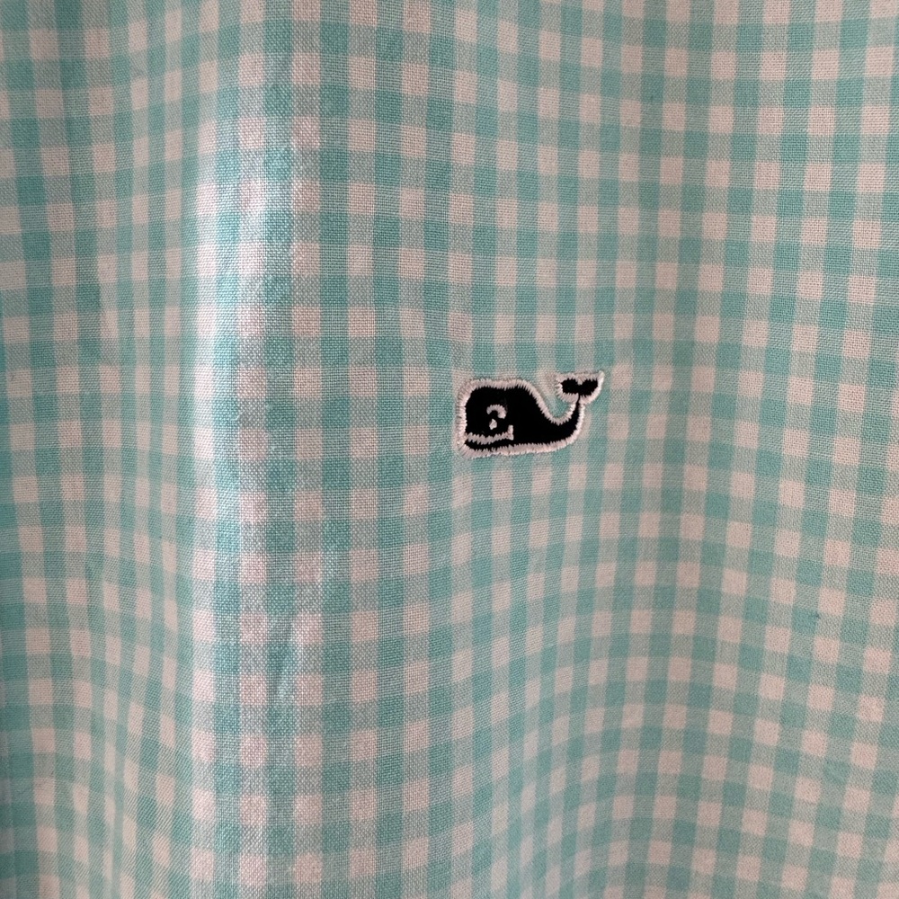 Boys Vineyard Vines Whale Shirt size Large